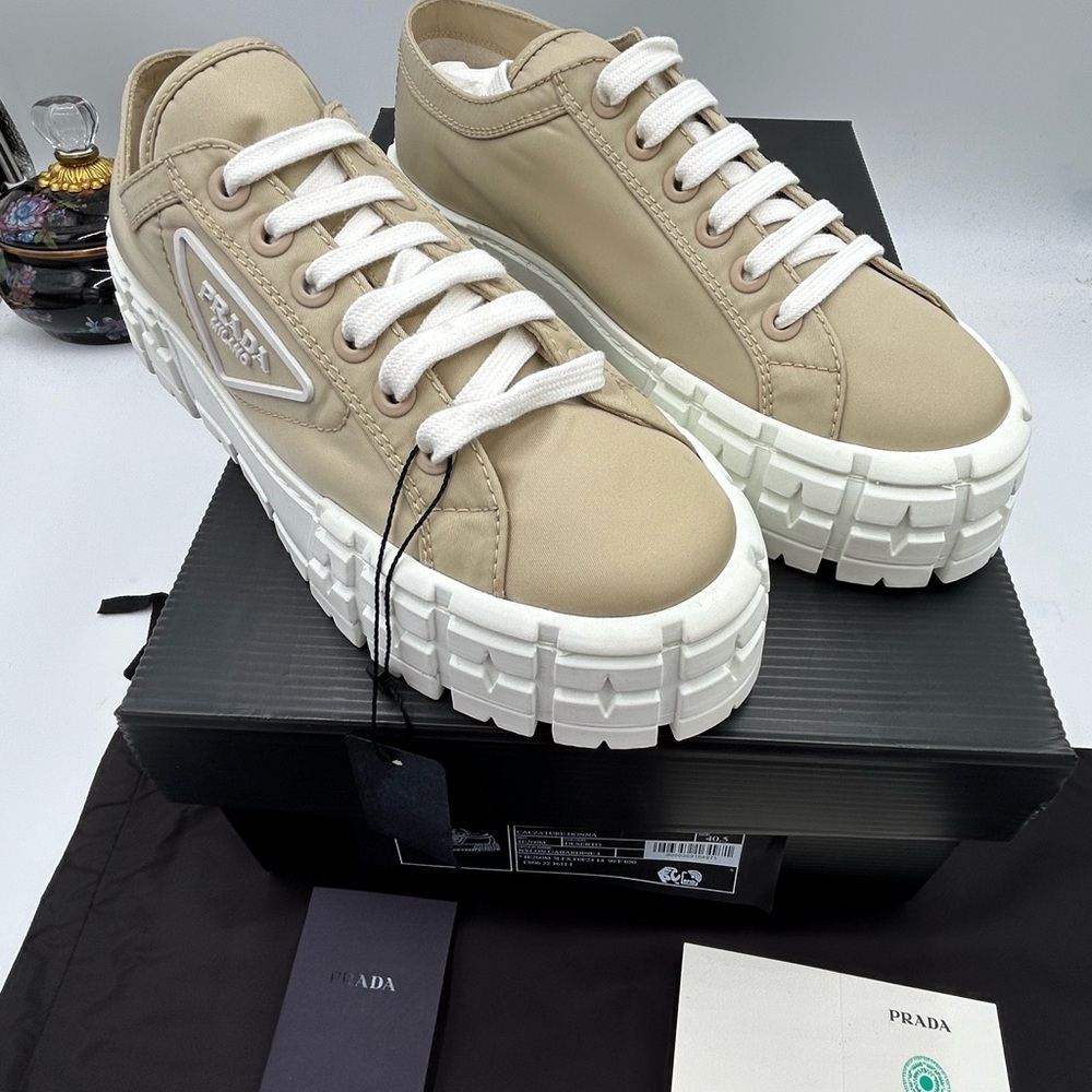 Women's Prada re-wheel gabardine sneaker in Desert beige size 40.5 made in Italy - Picture 2 of 12